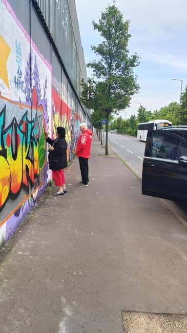 Belfast Black Taxi Tour - Good To Know