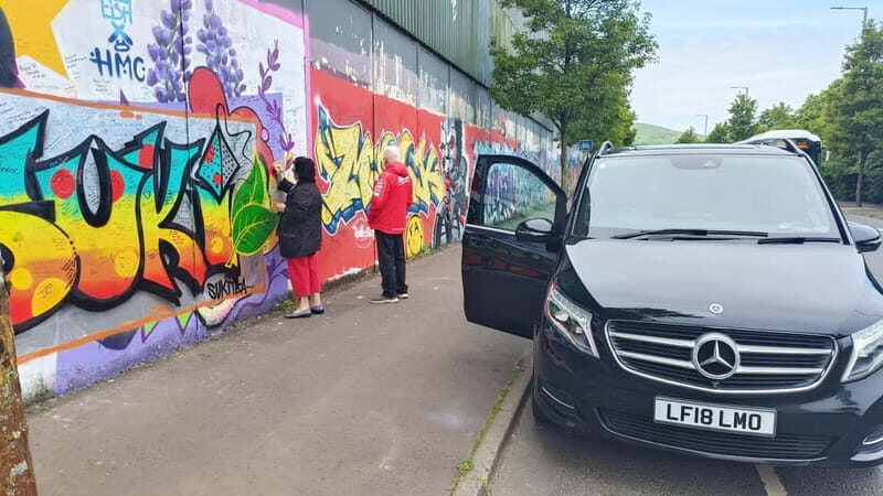 Belfast Black Taxi Tour - The Real Experience: From the Guides to the Murals