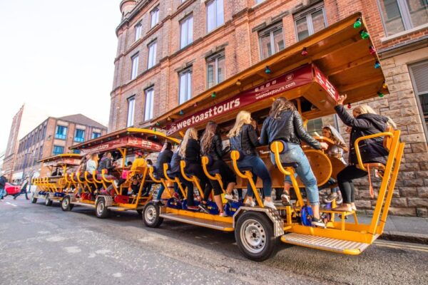 Belfast: City Centre Beer Bike Tour - Drinks and Refreshments