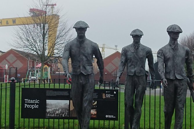 Belfast Executive Black Taxi Tour, Drive Across the Divide, Segragated Belfast, - Tour Details