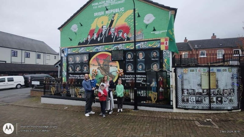 Belfast: Famous Black Taxi Tour - Good To Know