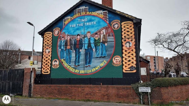 Belfast: Famous Black Taxi Tour - The Experience Guides