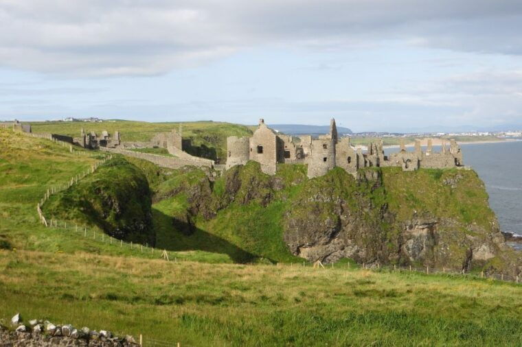 Belfast & Giant's Causeway: 2-Day Rail Tour from Dublin - The Sum Up