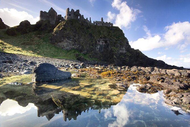 Belfast - Giants Causeway , Dunluce Castle and Dark Hedges - Tour Overview