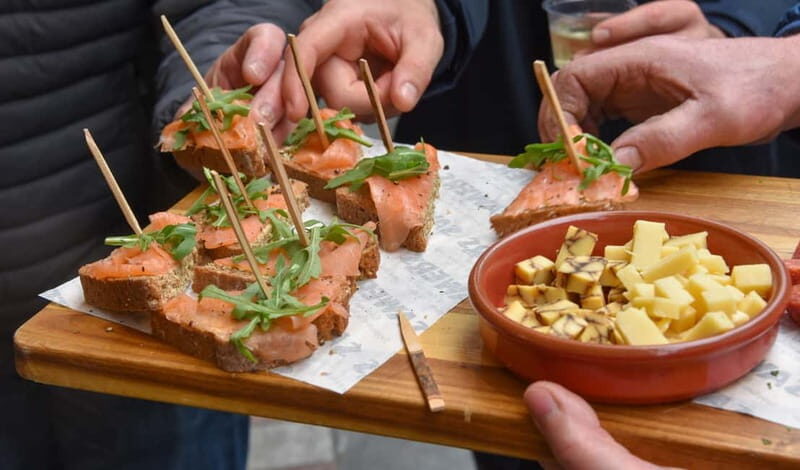 Belfast: Guided Food Walking Tour with Street Art and Pubs - Value and Pricing