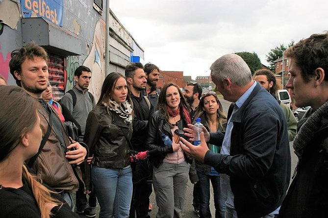 Belfast Murals Political Tour - Guide and Accessibility