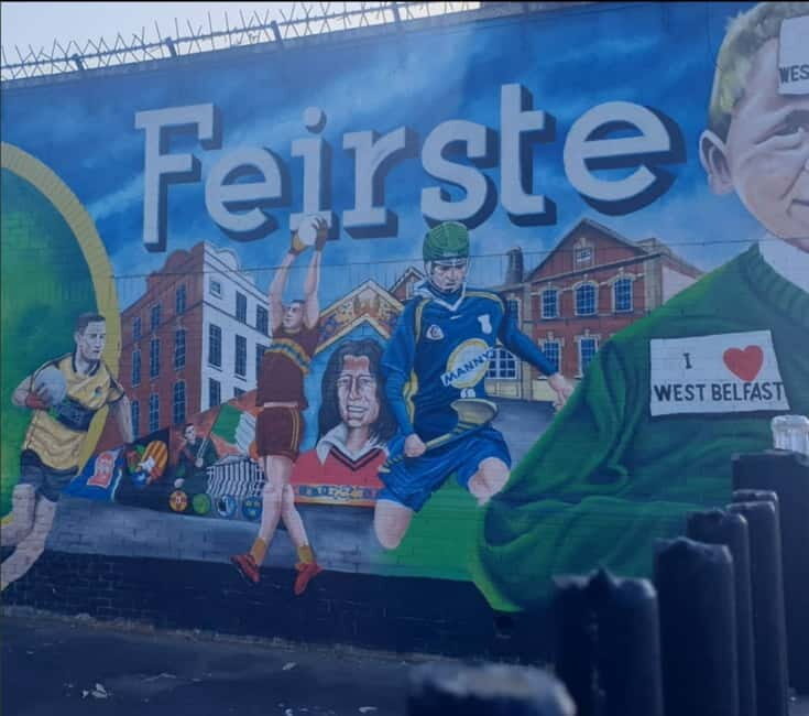 Belfast: Murals Taxi Tour - Practical Details & Tips for Travelers  