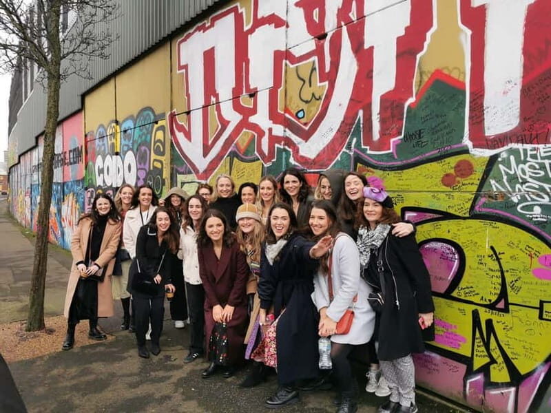 Belfast political mural taxi tour - What to Expect from the Belfast Political Mural Taxi Tour