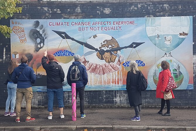 Belfast Political Murals Street Art and Peace Wall Small Group Walking Tour - Reviews