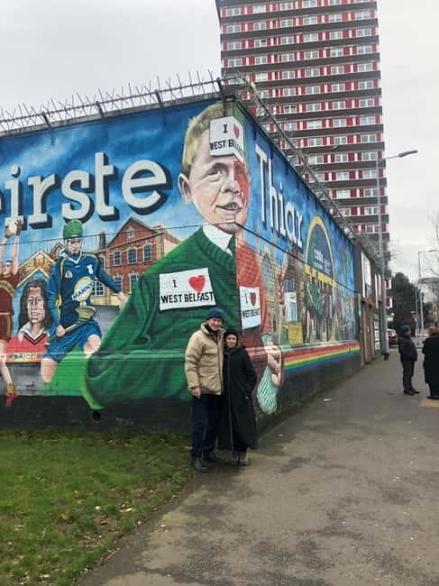 Belfast: Private Black Taxi Tour with Guide - Good To Know