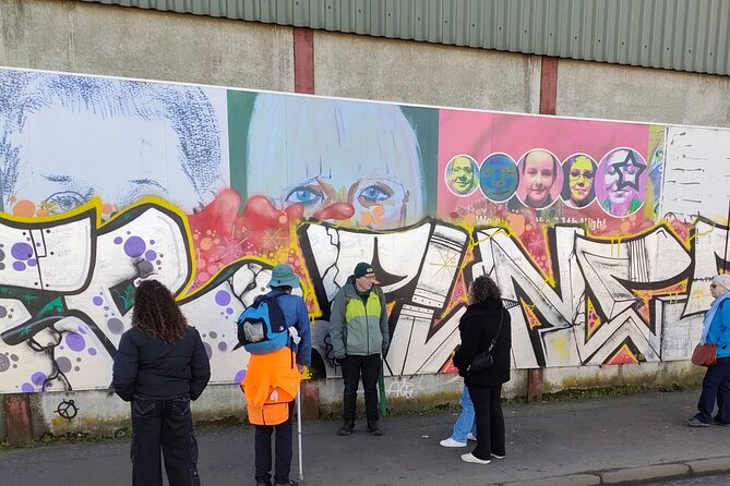 Belfast Troubles Tour: Walls and Bridges - Meeting Details