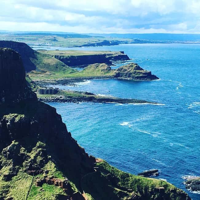 Belfast:Giant's Causeway private tour with accreditted guide - Why Choose This Tour?  