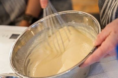Belgian Waffle-Making Workshop with Beer Tasting in Bruges - The guide and the group size