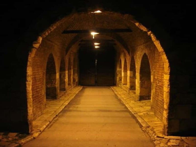 Belgrade: Underground Tour with Glass of Wine - Good To Know