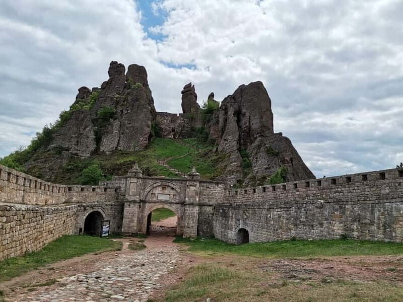 Belogradchik Rocks & Venetsa Cave Day Trip from Sofia - A Detailed Look at the Tour Experience