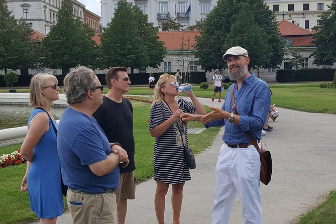 Belvedere Palace 2.5-Hour Private History Tour in Vienna: World-Class Art in an Aristocratic Utopia - Traveler Photos