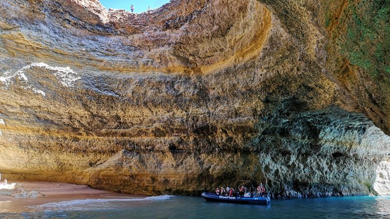 Benagil Cave boat tour from Lagos - What the itinerary feels like, from departure to return