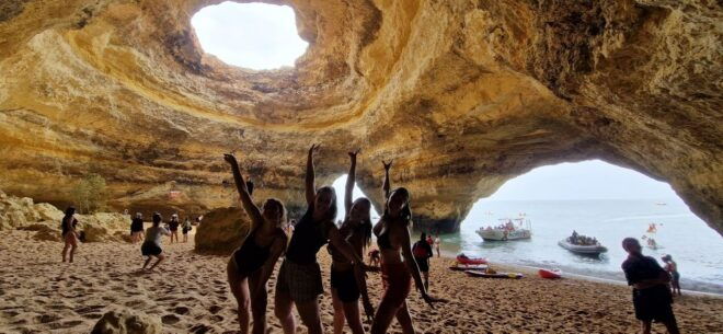 Benagil: Caves, Beaches, and Secret Spots Guided Kayak Tour - Review Details