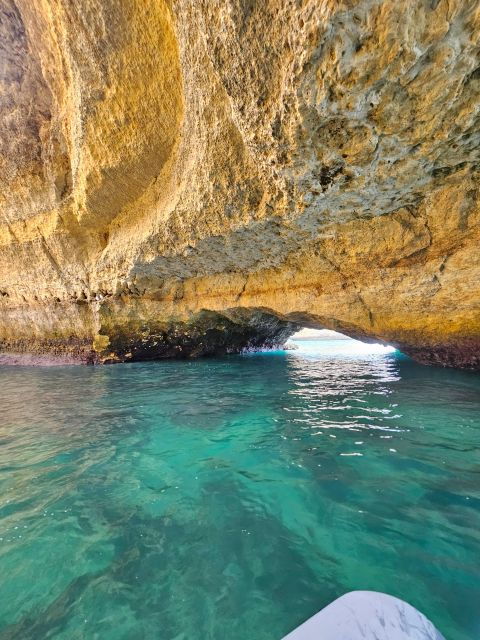 Benagil - Portimão - Private Boat Tour of Benagil Caves - Experience