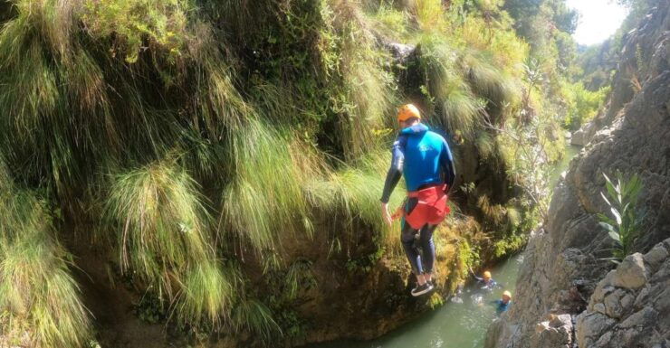 Benahavís: Guadalmina River Guided Canyoning Adventure - Experience Highlights