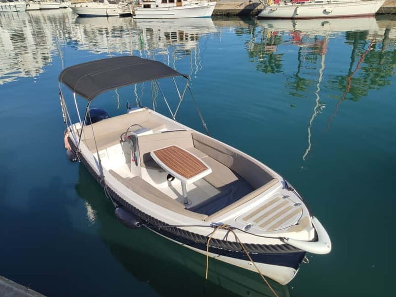 Benalmadena: Boat Rental with No License Required - FAQ