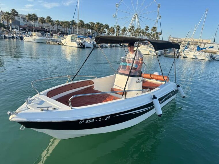 Benalmádena: Boat Rental Without License - Included and Requirements