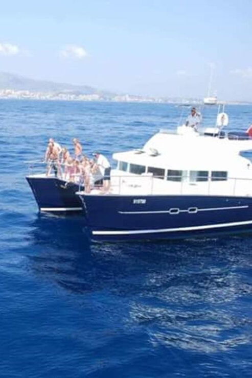 Benalmádena: Catamaran Cruise With Drinks and Swim Stop - Good To Know