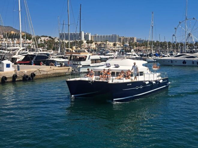 Benalmádena: Catamaran Cruise With Drinks and Swim Stop - Participant Categories