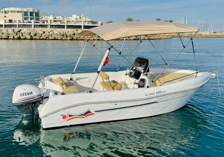Benalmádena: Costa Del Sol License-Free Boat Rental - Rental Experience