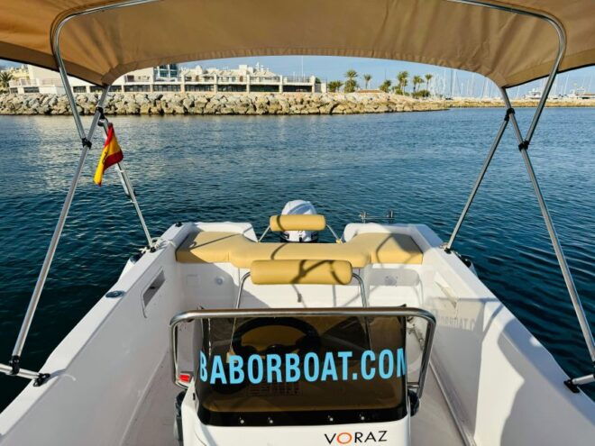 Benalmádena: Costa Del Sol License-Free Boat Rental - Inclusions