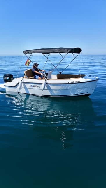 Benalmádena: license-Free Rent Boat for Dolphin Watching - The Practical Details