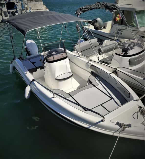 Benalmádena: No qualification! You are the captain! - Who Would Love This Experience?