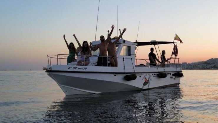 Benalmadena: Private Boat Trip With Drinks & Snacks - Experience Highlights