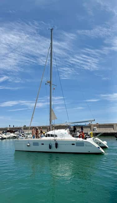 Benalmádena: Sailing & Dolphin Watching with Snacks/Drinks - FAQ