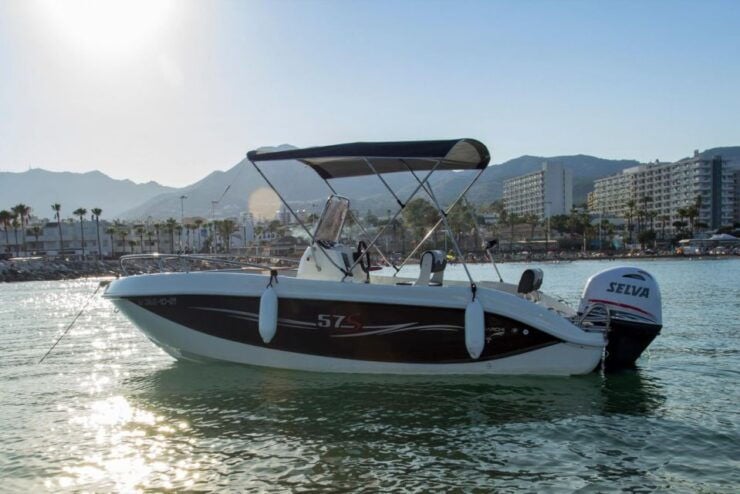 Benalmádena: You Are the Captain - Experience Details