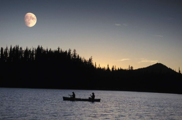 Bend: Moonlight and Starlight Canoe Tour - Experience the Nighttime Environment