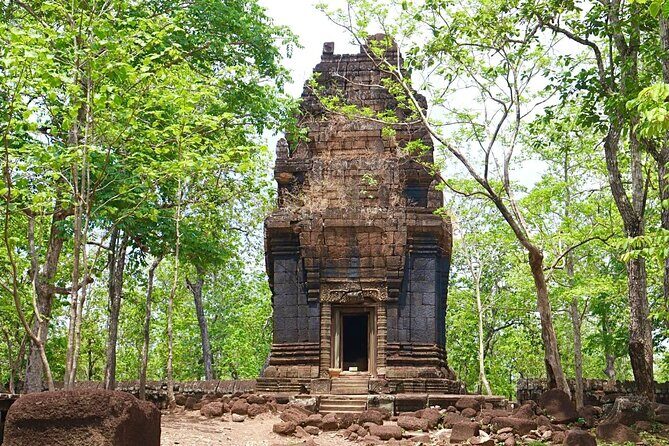 Beng Melea and Koh Ker Jungle Temple Tour from Siem Reap - Beng Melea: A 12th-Century Jungle Overrun
