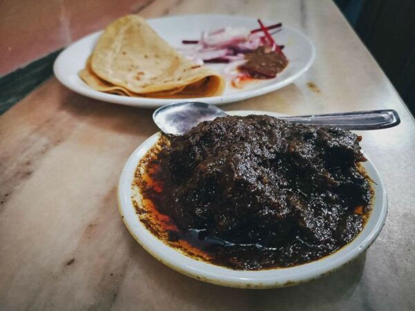 Bengali Nights Kolkata Food Tour With 13 Tastings - Expert Local Guide