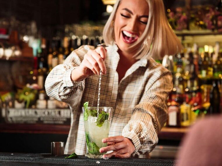 Benidorm: 1-Hour Private Tipsy Cocktail Masterclass - Pricing and Booking Information