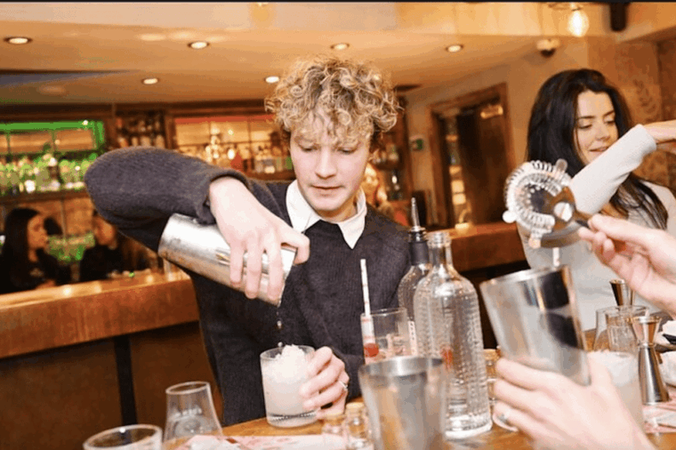 Benidorm: 1-Hour Private Tipsy Cocktail Masterclass - Tips for Attending the Masterclass