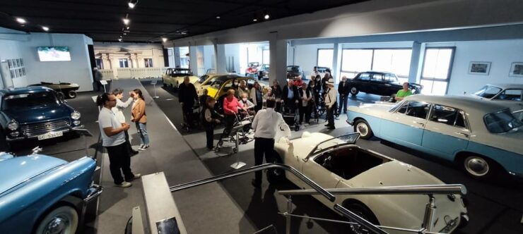 Benidorm: Modern Carriage Tour to Museo Del Motor - Booking Information