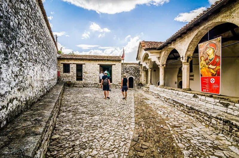Berat Guided tour: what to see in 2 hours - The Sum Up