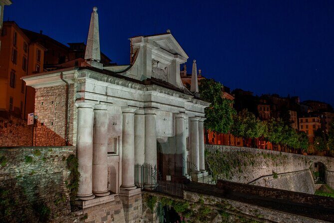 Bergamo Old Town Scavenger Hunt and Highlights Self-Guided Tour - Walking Duration and Distance