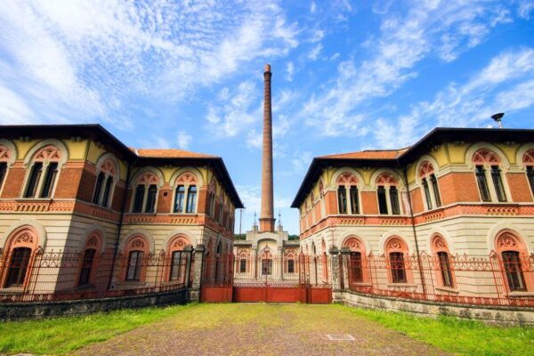 Bergamo: Private Transfer To/From Crespi Dadda UNESCO Site - Important Pre-Transfer Information