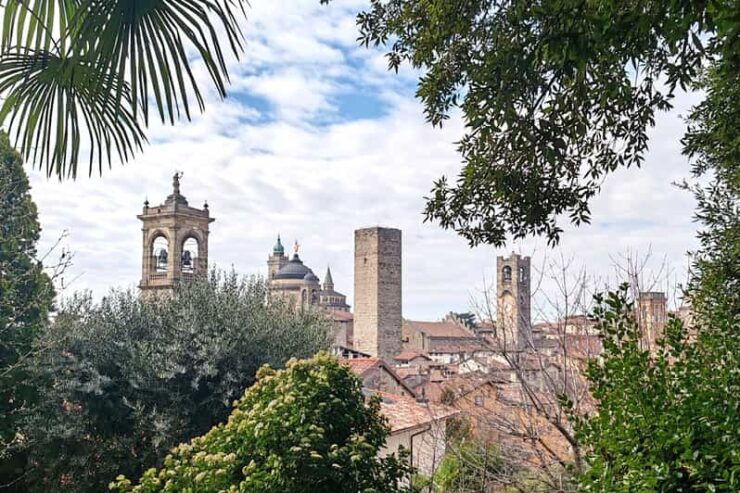 Bergamo: Upper Town Guided Tour With French-Speaking Guide - Itinerary Highlights