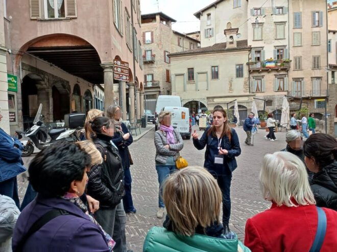 Bergamo: Upper Town Guided Tour With French-Speaking Guide - Tour Experience