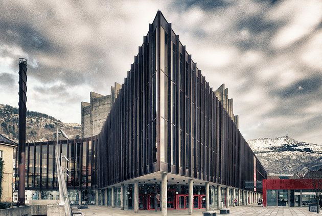 Bergen 3-Hour Self-Guided Audio Tour - Booking and Cancellation Policy