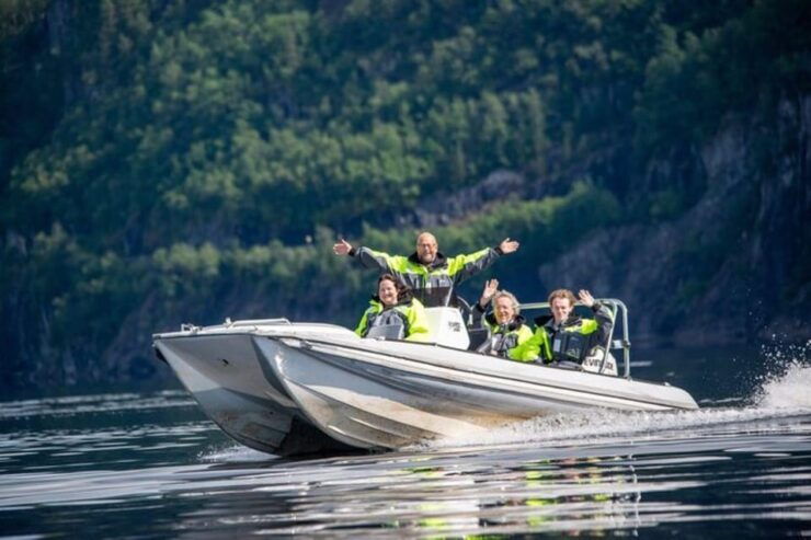 Bergen: Bergen Fjord by Zodiac or Pontoon Boat - Experience Highlights