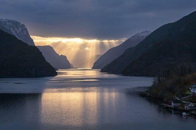 Bergen: Bergen Fjord by Zodiac or Pontoon Boat - Inclusions