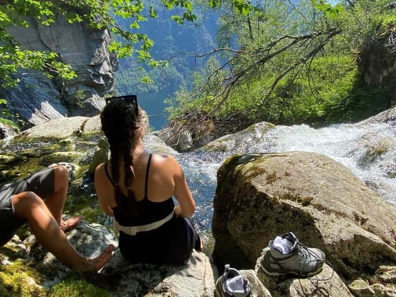 Bergen: Fjord cruise to Mostraumen and guided mountain hike - Why This Tour Offers Good Value
